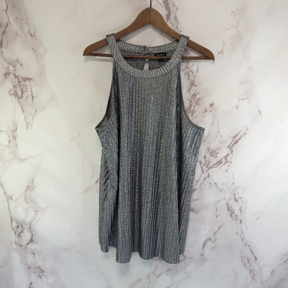 Torrid Shirt Womens 1 1X Silver Tank Top High Neck Pleated Goddess Metallic - Picture 2 of 13